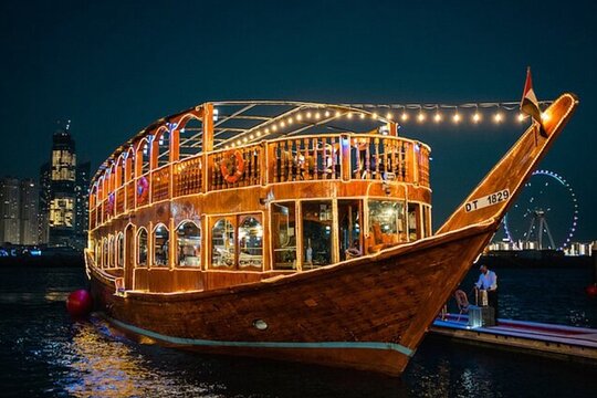Dhow Cruise Tour